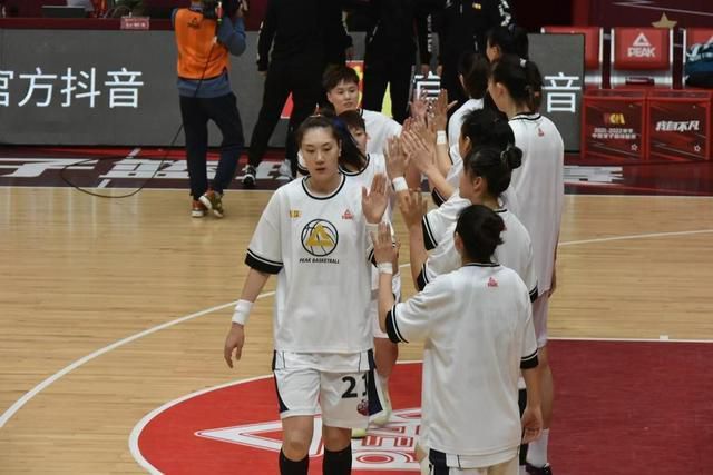 秋霞av亚洲一区二区三